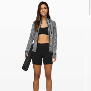 Lululemon Hooded Define Jacket *Nulu
Polar Shift Inverse Alpine White Black